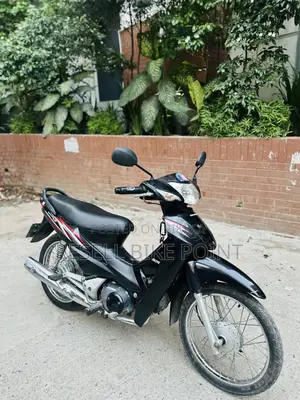 হোন্ডা ২০১৯ কালো