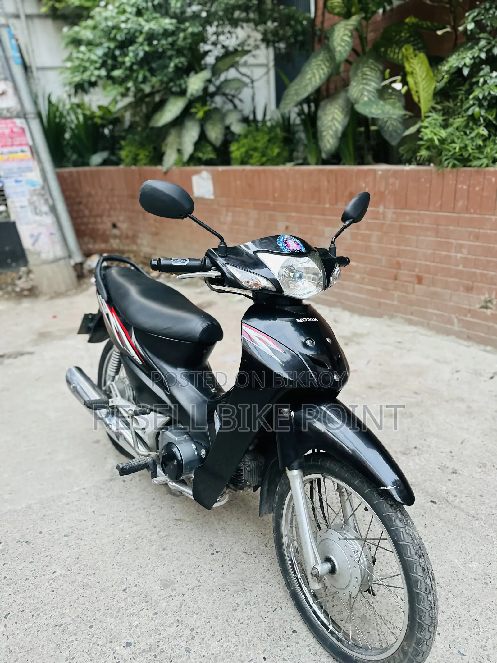 হোন্ডা ২০১৯ কালো