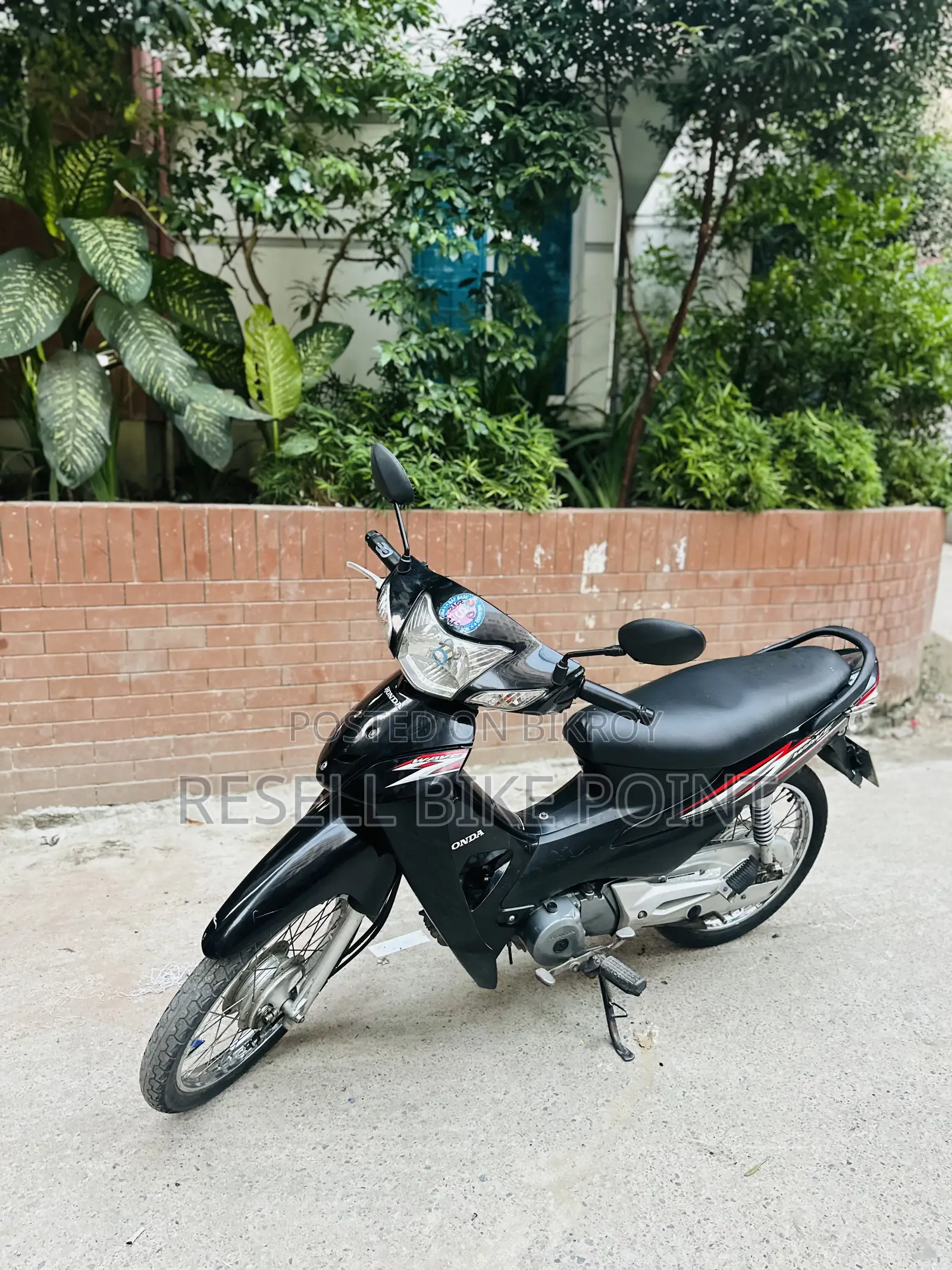 হোন্ডা ২০১৯ কালো