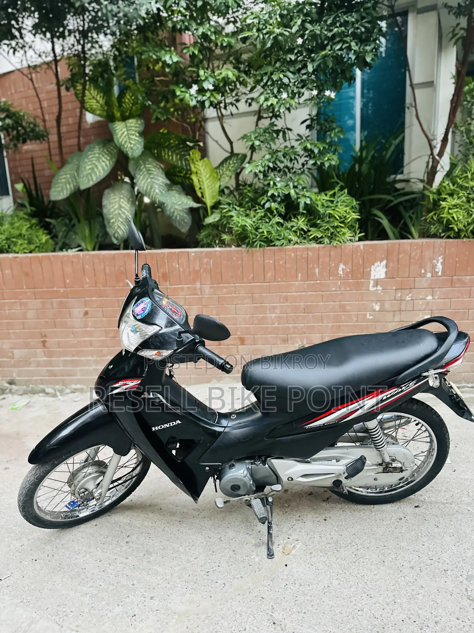 হোন্ডা ২০১৯ কালো