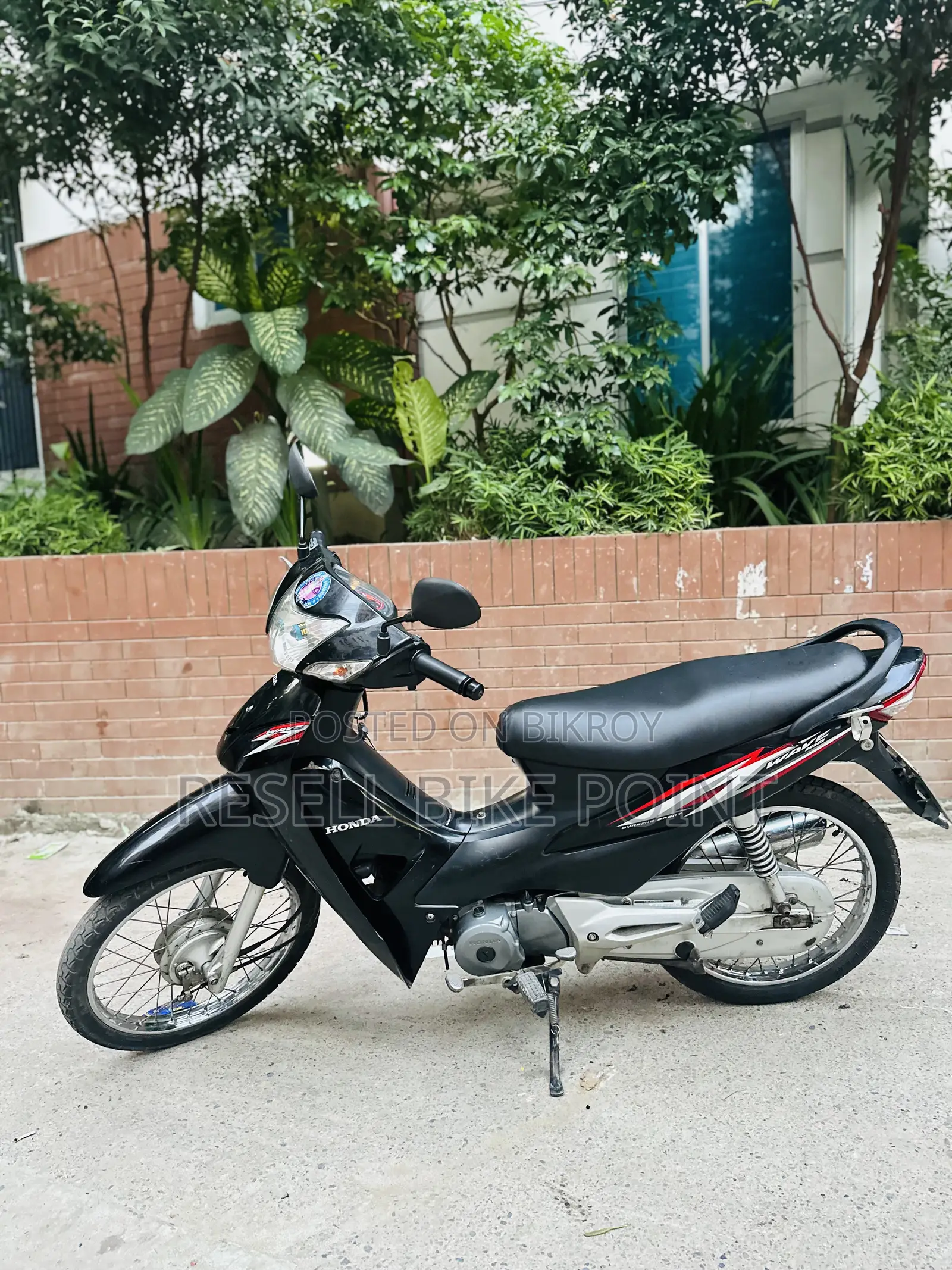 হোন্ডা ২০১৯ কালো