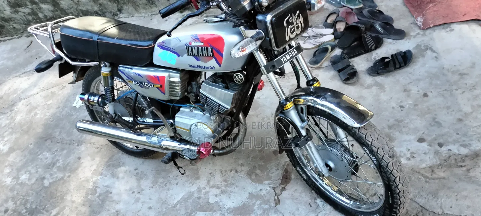 Yamaha 1998 White