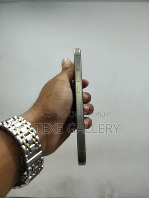 Apple iPhone 15 Pro 128 GB Gray