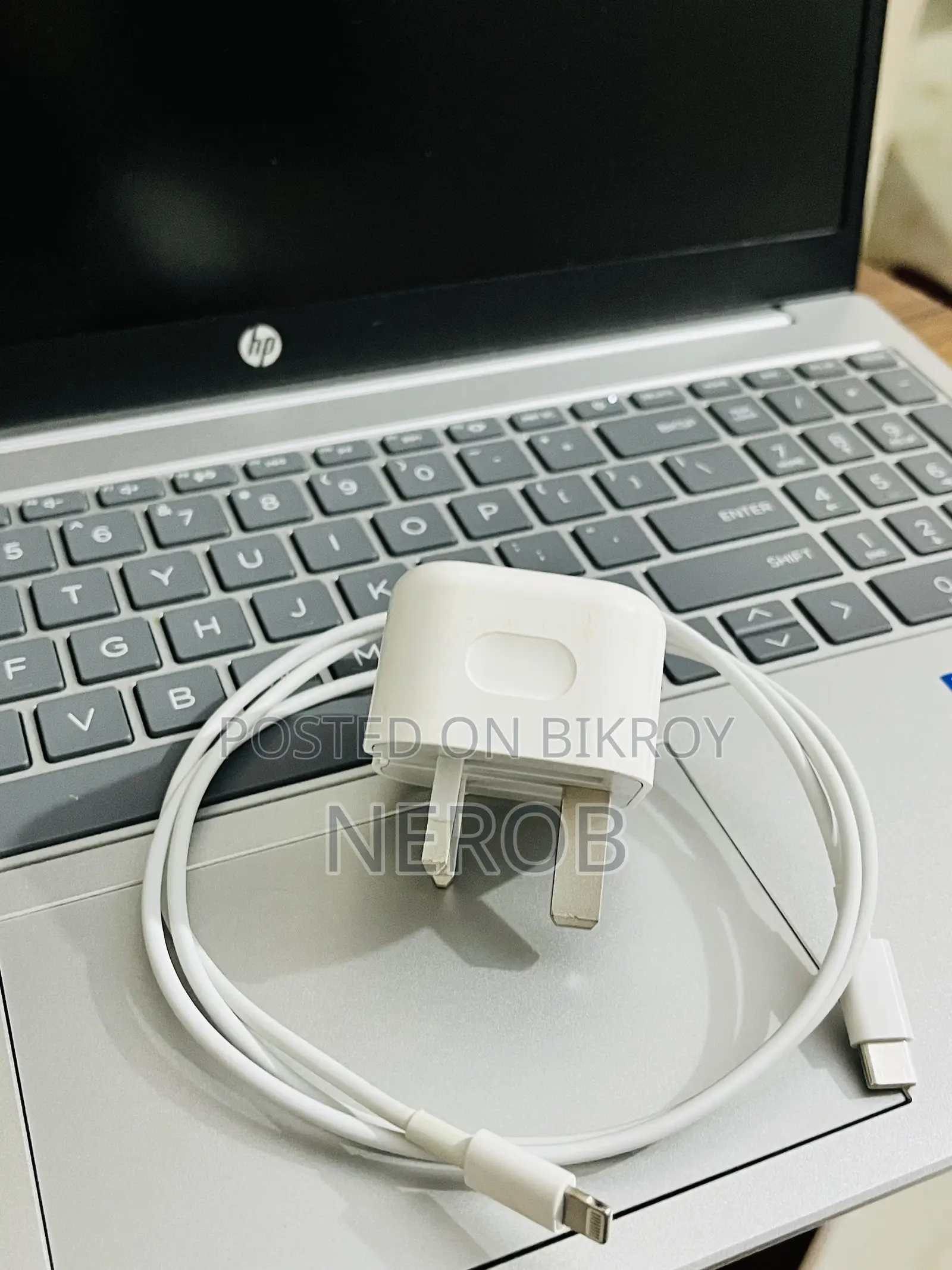 Apple 20W USB-C Power Adapter