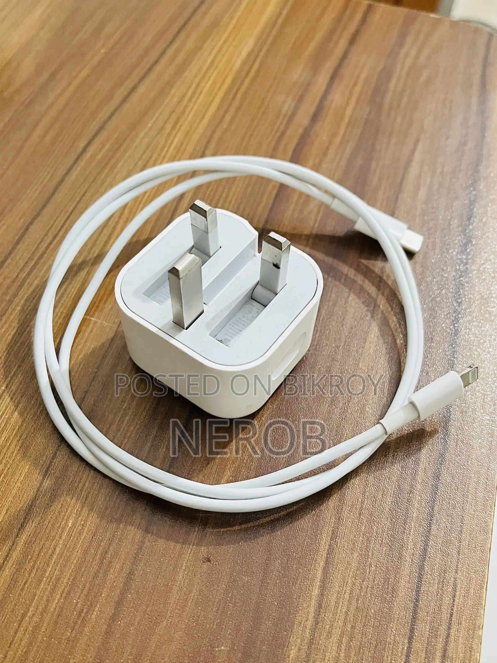 Apple 20W USB-C Power Adapter