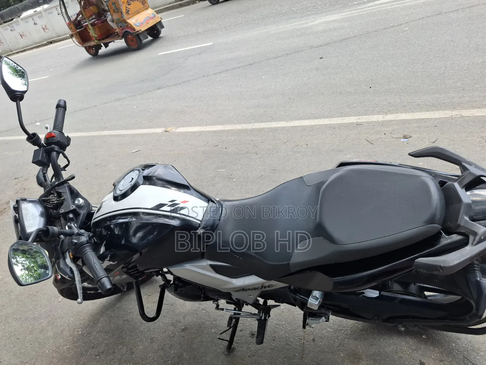 TVS Apache RTR 160 4V 2021 Black