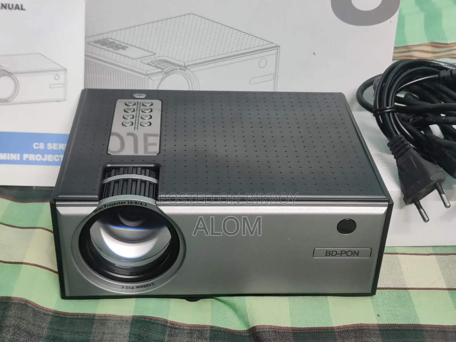 Bd-pon C8 Mini Projector