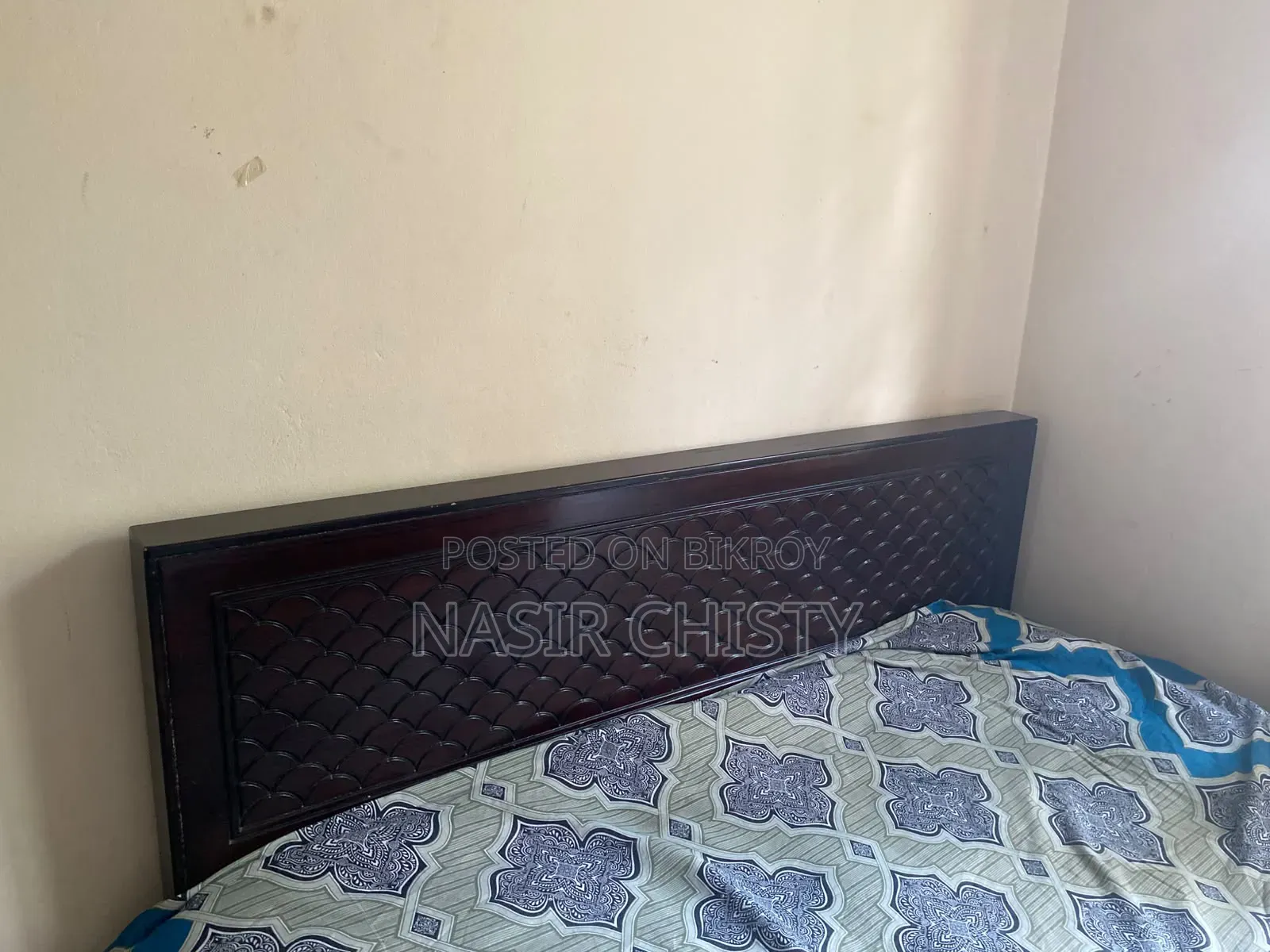 A beautiful black colored bed for sale. Very beautiful to look at.