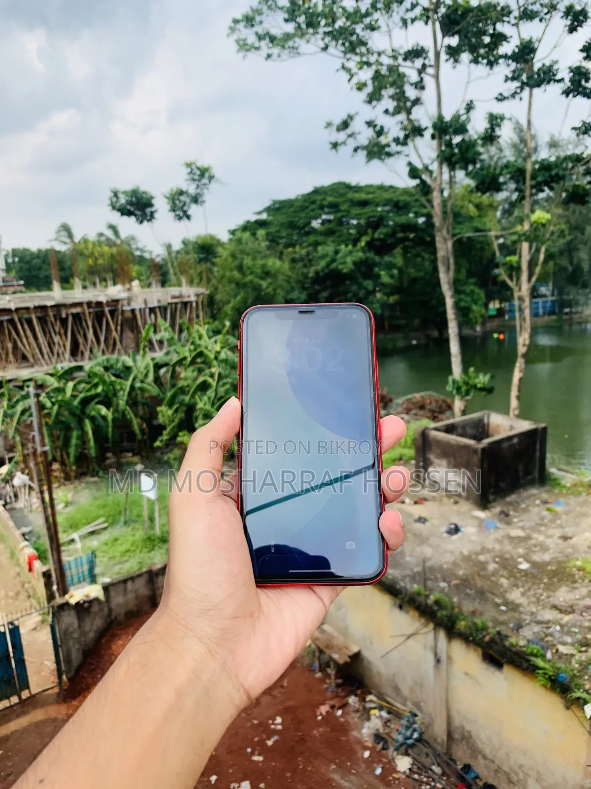 New Apple iPhone 11 64 GB Red