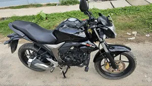 নতুন সুজুকি জিক্সার মনোটোন ২০২৪ ব্ল্যাক