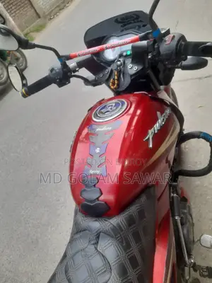 Bajaj Pulsar 150 2018 Red