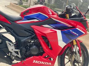 Honda CBR 2021 Red