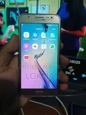 Samsung Galaxy J5 8 GB Gold