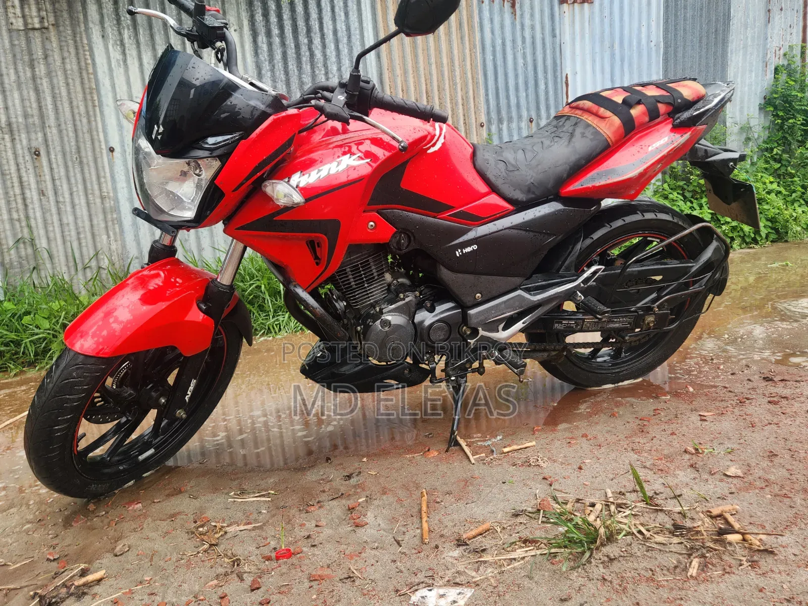 Hero Hunk 2024 Red