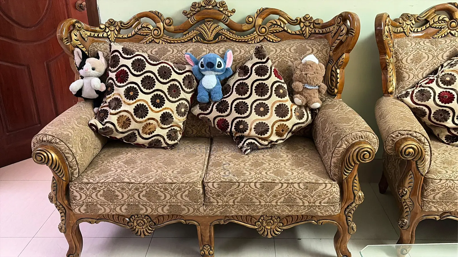 Royal Victorian Segun Wooden Sofa Set for Sale (3,2,2 =7seater)