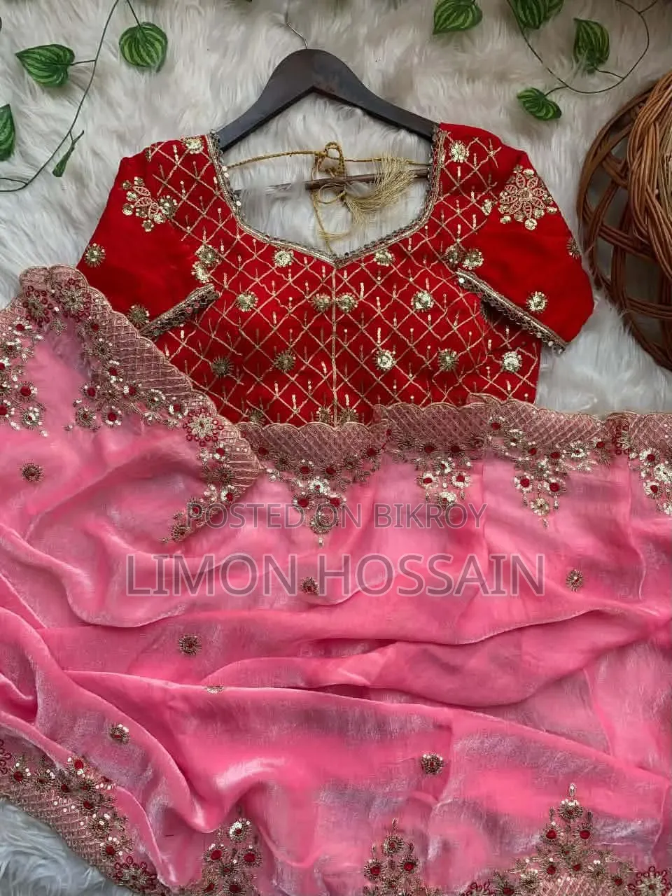 ইন্ডিয়ান শাড়ী