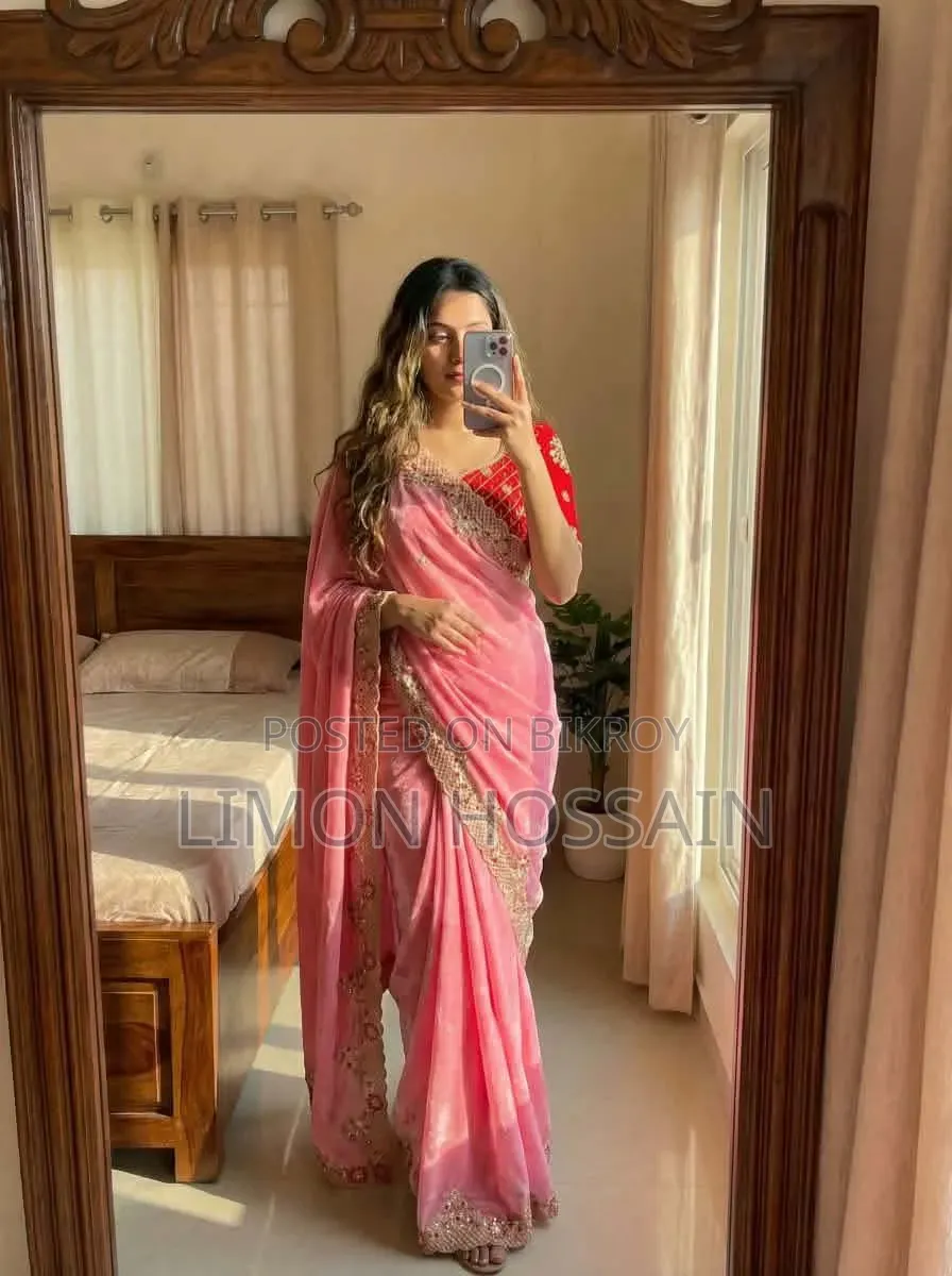 ইন্ডিয়ান শাড়ী