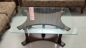 বিক্রয়ের জন্য ভালো কন্ডিশনের আধুনিক সেন্টার টি টেবিল।