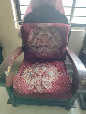 সিঙ্গেল সোফা