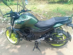 Yamaha FZ 2025 Green