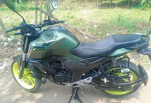 Yamaha FZ 2025 Green