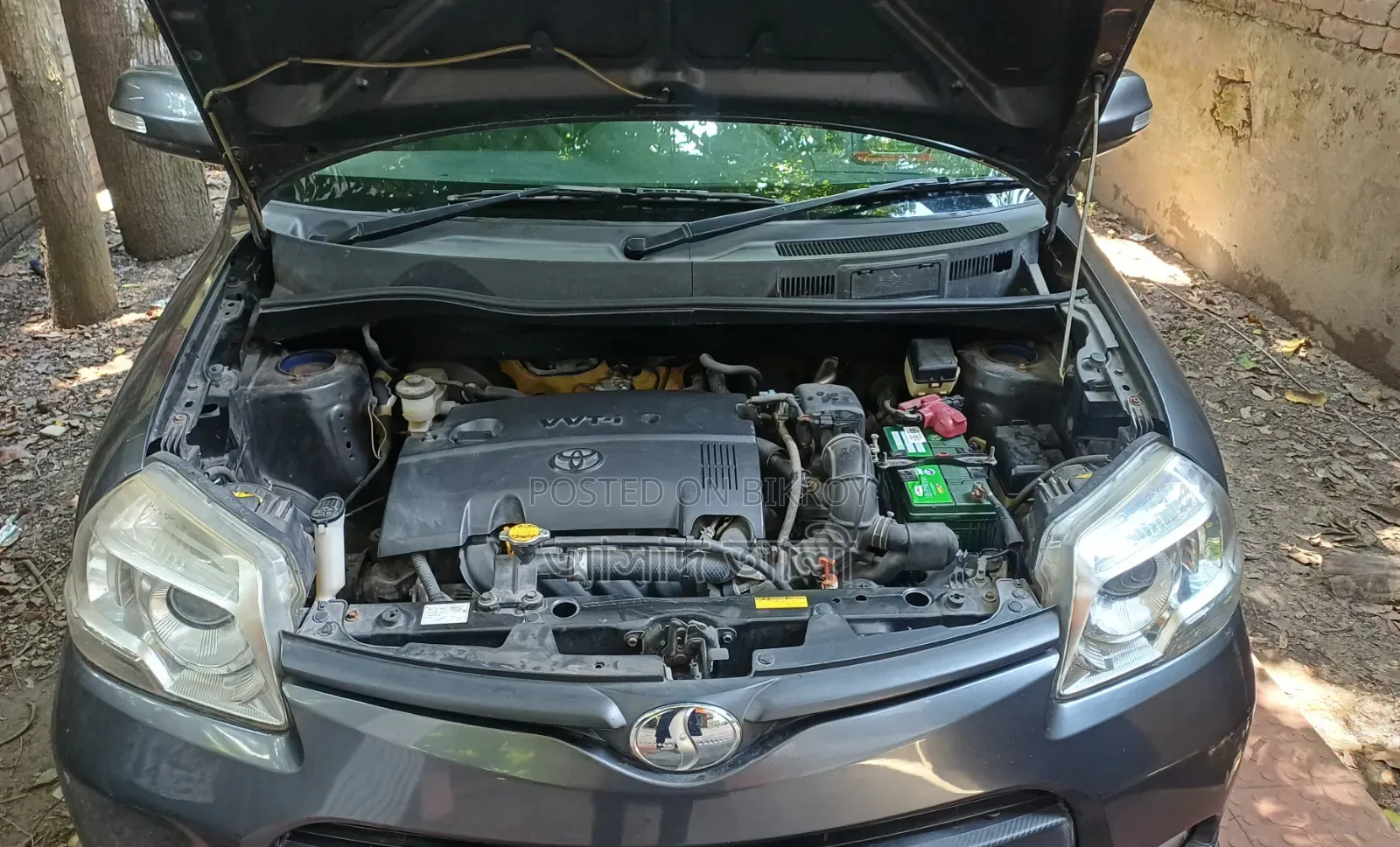 Toyota Sienta 2012 Black