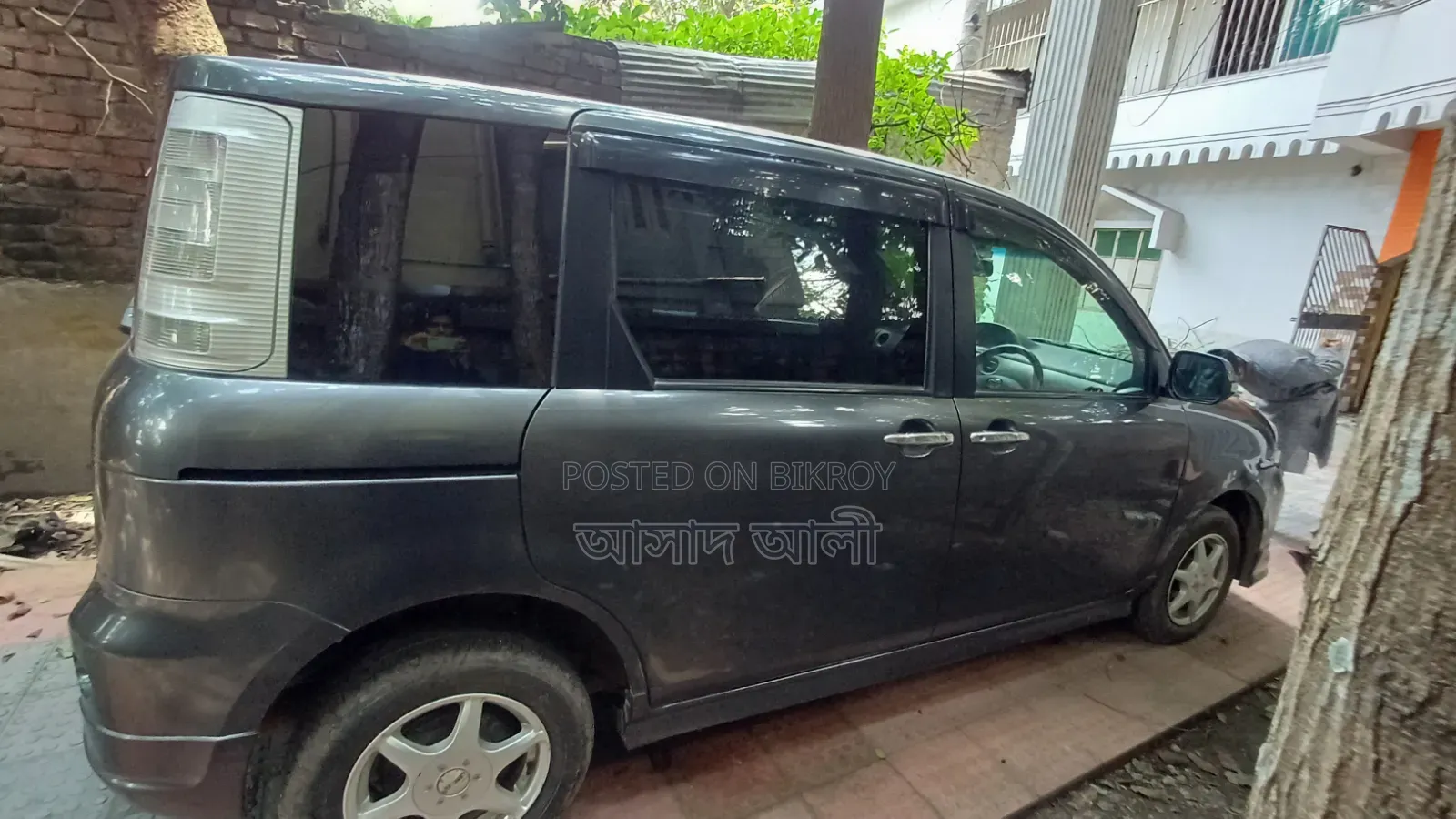 Toyota Sienta 2012 Black