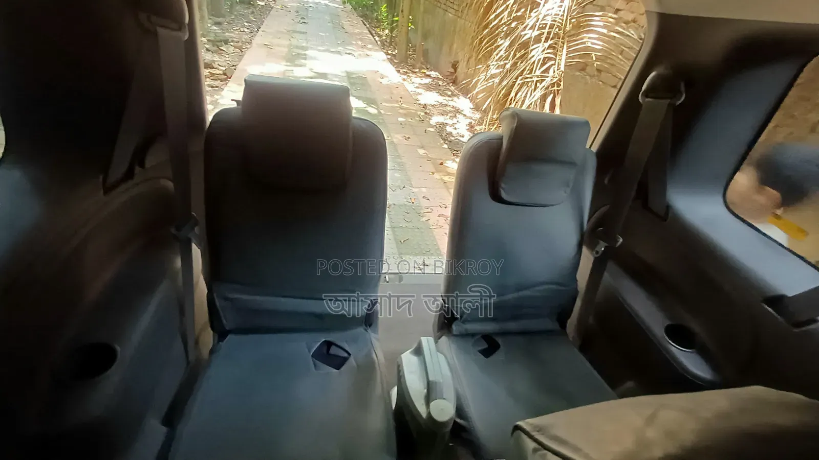 Toyota Sienta 2012 Black