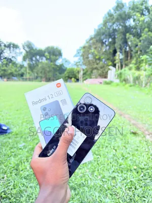 নতুন Xiaomi Redmi 12 ১২৮ জিবি রেড