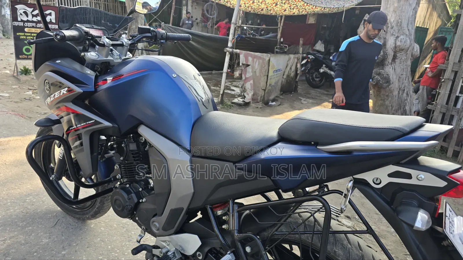 ইয়ামাহা এফজেড ২০২৫ নীল