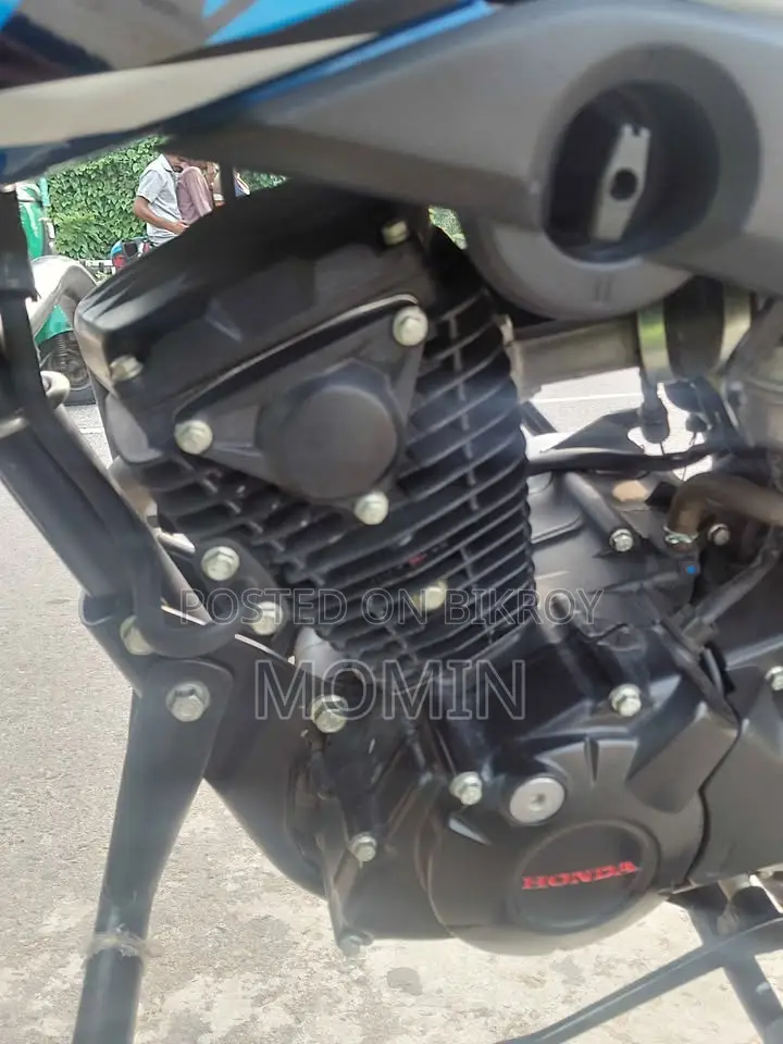Honda CB 2023 Blue