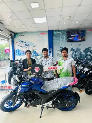 Yamaha FZ 2025 Yellow