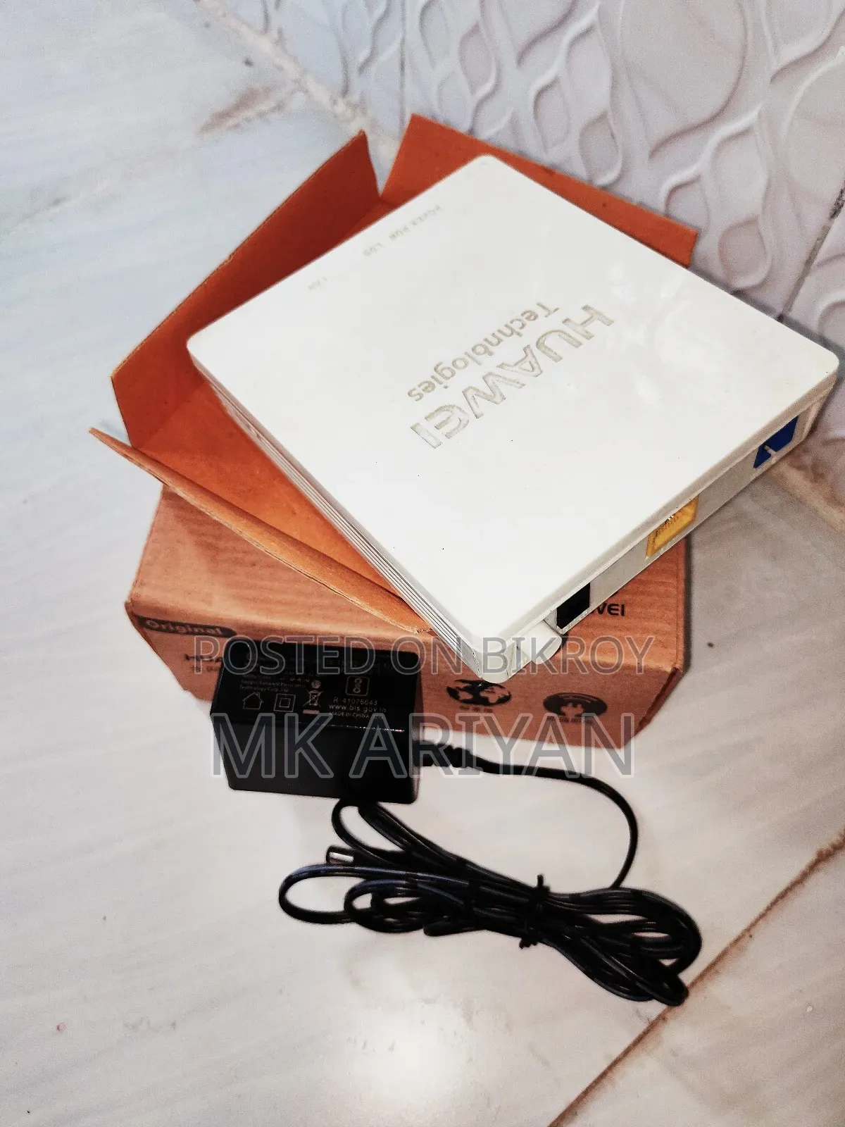 Fiber ONU for Huawei WiFi Router (with original adapter)