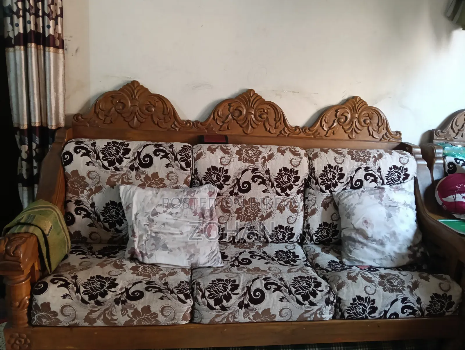 ফুল ফ্রেশ কাঠের সোফা
