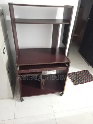 কম্পিউটার টেবিল বিক্রয় হবে