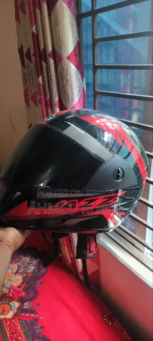 হেলমেট এবং ডিস্ক লক বিক্রি করা হবে