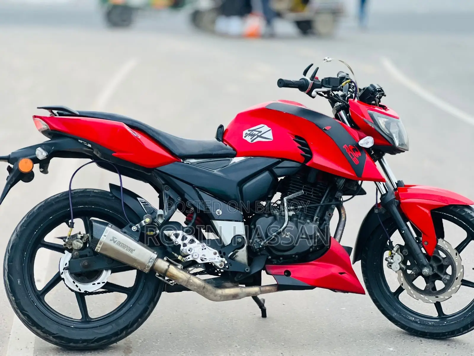 TVS Apache 160 4V 2019 Red