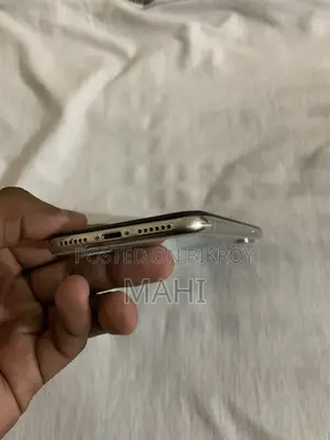 Apple iPhone X 64 GB White