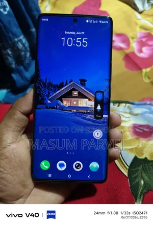 নতুন Vivo V30 5G ২৫৬ জিবি সাদা