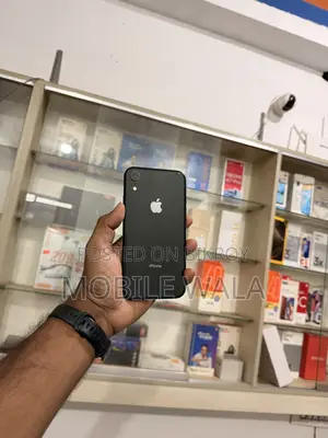 New Apple iPhone XR 64 GB Black