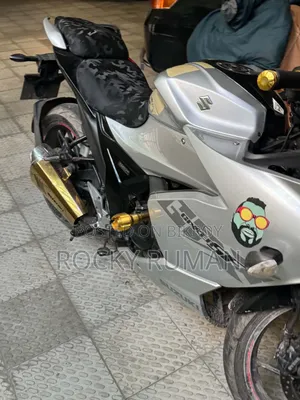 Suzuki Gixxer SF FI 2021 Silver