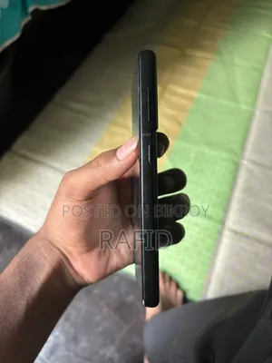 New Samsung Galaxy S21 5G 128 GB Black