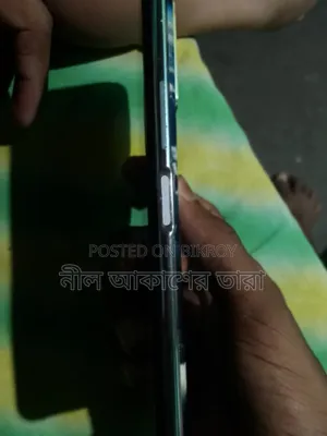 Vivo Y17 256 GB Silver