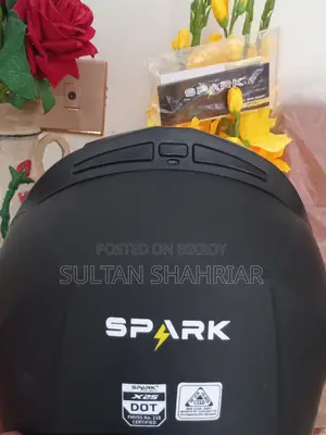 মাত্র ১দিন ব্যবহৃত Spark X25 Solid Helmet টি সুলভ দামে বিক্রয় করা হবে