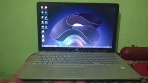 Laptop HP Pavilion 15 8GB Intel Core I5 HDD+SSD 1T
