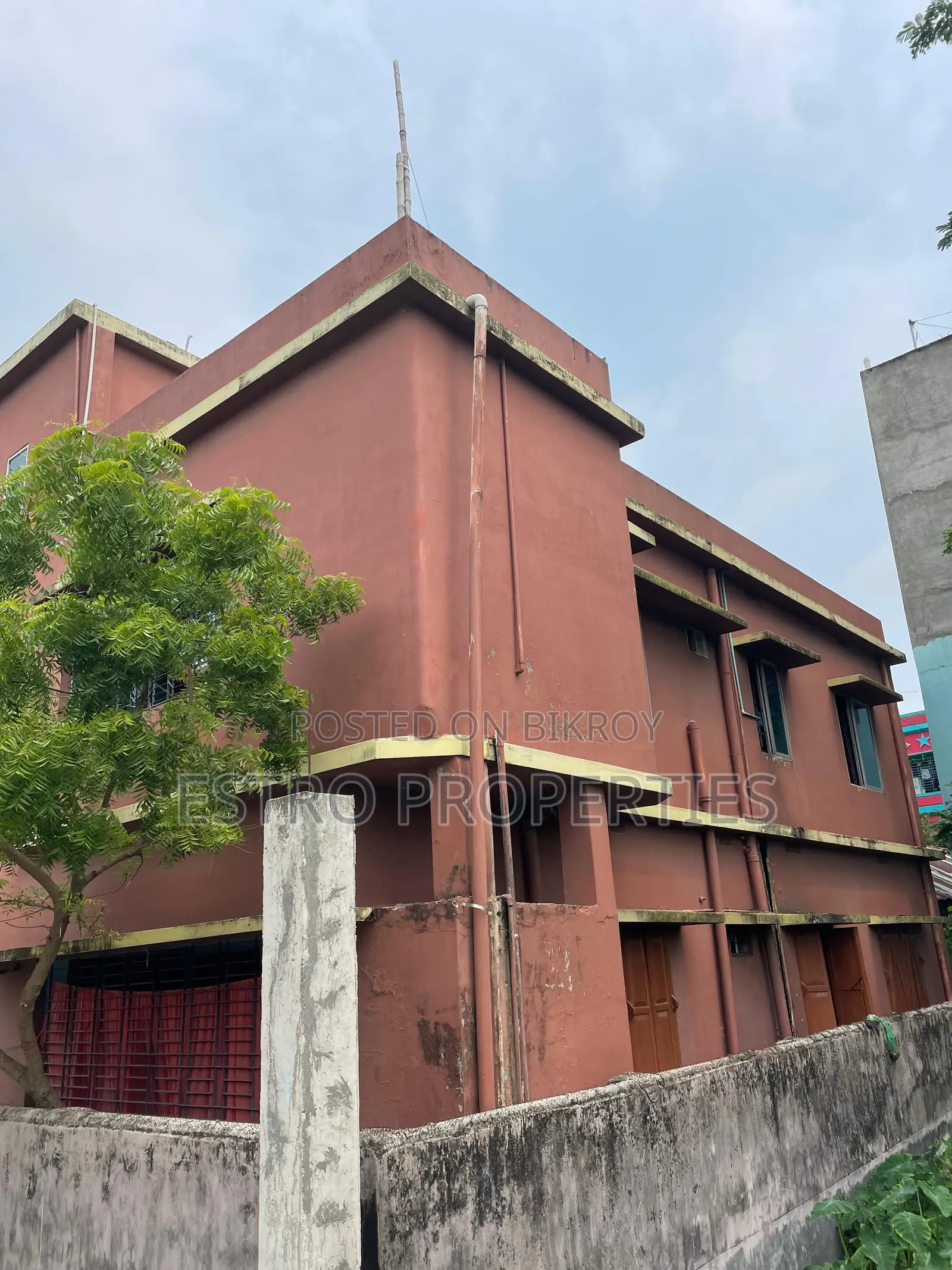 3-bedroom House on 4.96 katha 2-story, Khulna Sadar for Sale