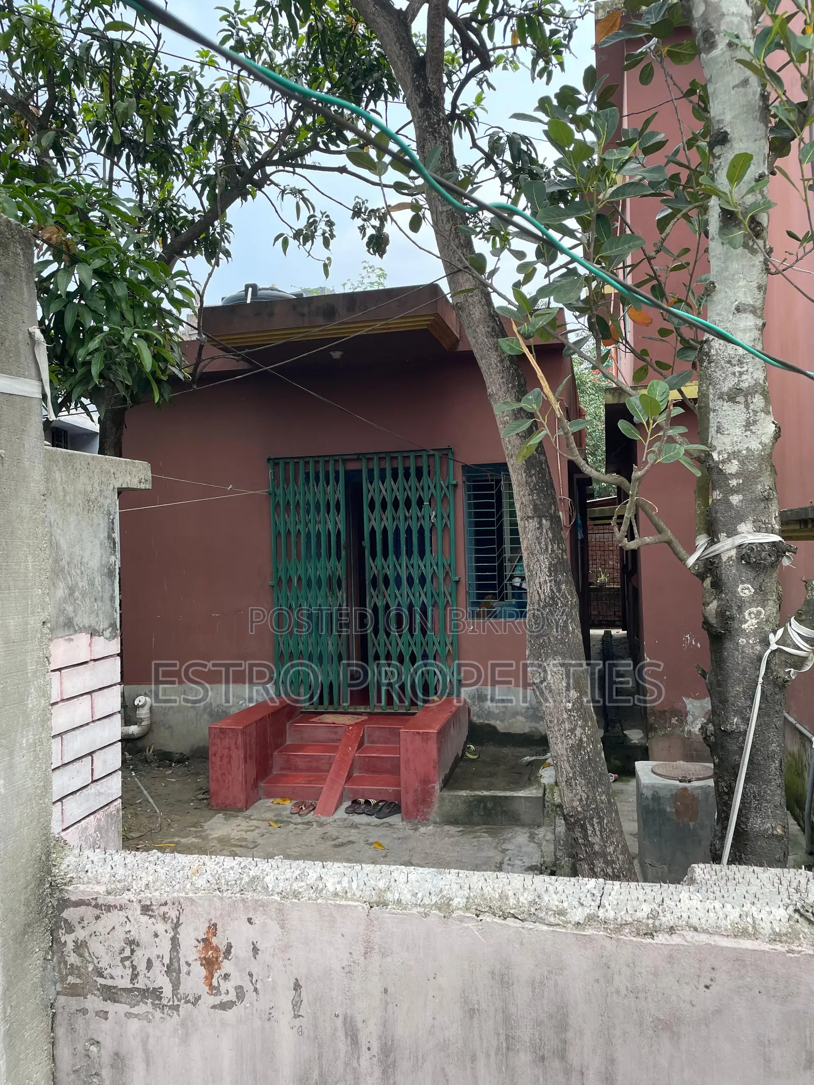 3-bedroom House on 4.96 katha 2-story, Khulna Sadar for Sale