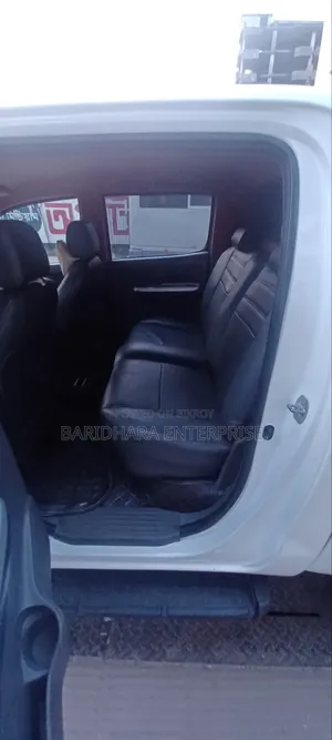New Toyota Hilux 2012 White