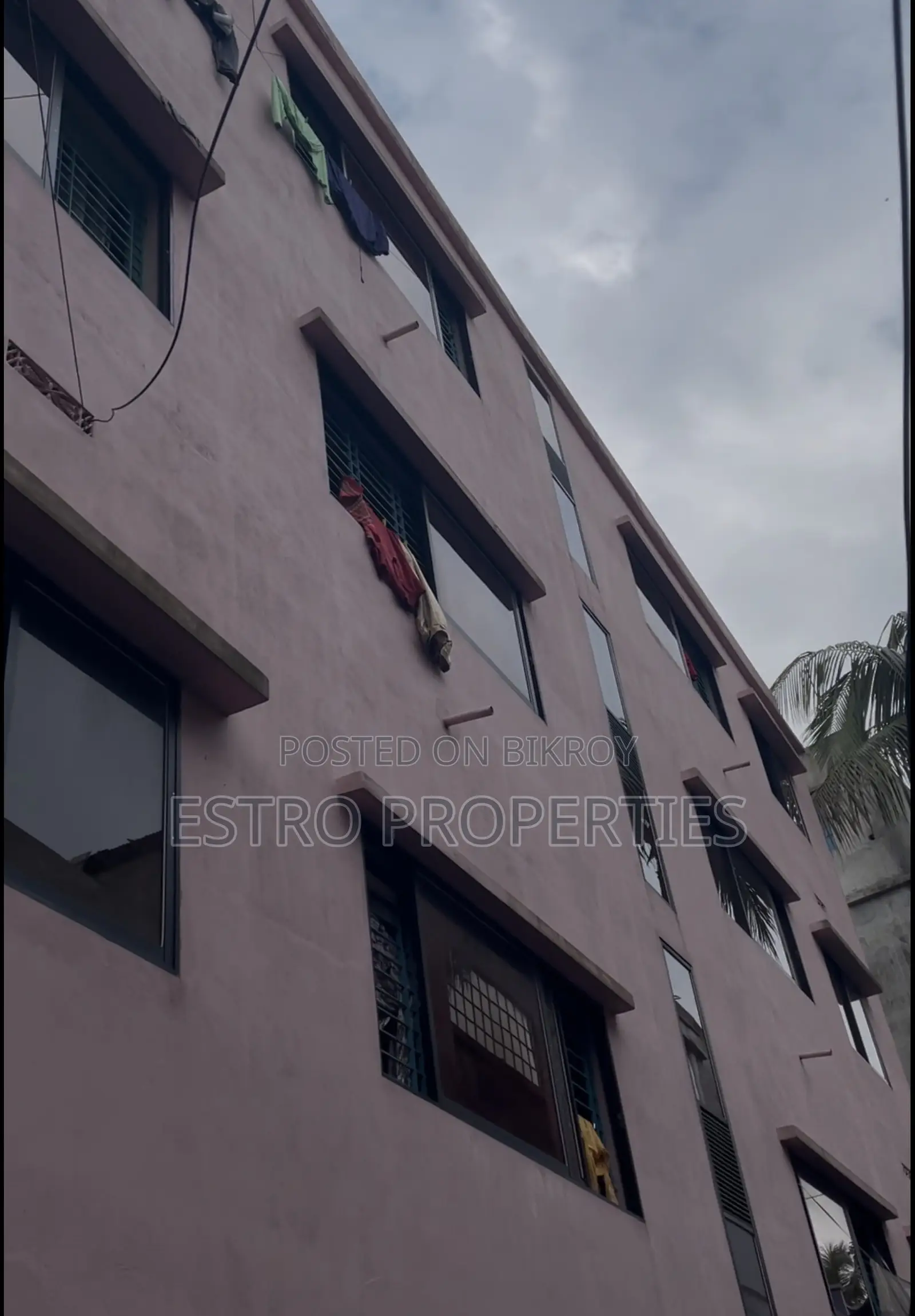 ৩ বেডরুমের বাড়ি নিউ মার্কেট খুলনা, খুলনা সদর-এ বিক্রয়ের জন্য