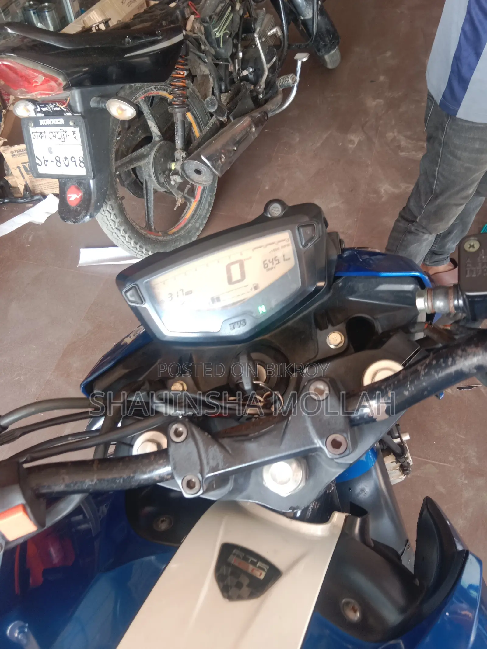 TVS Apache RTR 160 4V 2020 Blue